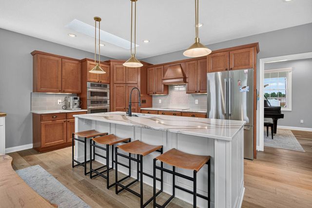 6219 Fillmore Street, Davenport, IA 52806