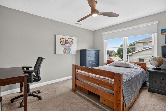 6219 Fillmore Street, Davenport, IA 52806
