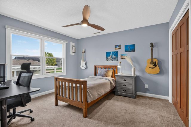 6219 Fillmore Street, Davenport, IA 52806