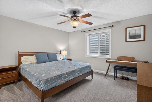 6219 Fillmore Street, Davenport, IA 52806