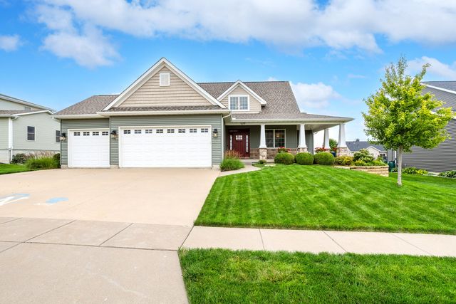 6219 Fillmore Street, Davenport, IA 52806