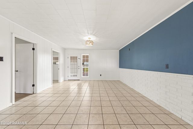 1221 Highway 104, Opelousas, LA 70570