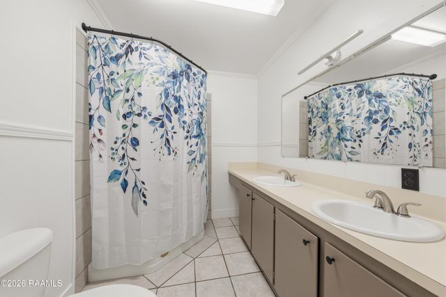 1221 Highway 104, Opelousas, LA 70570