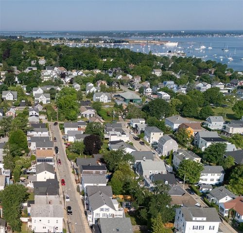 6 Potter Street, Newport, RI 02840