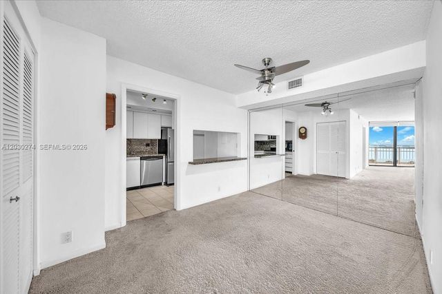 1000 Quayside Ter TS-10, Miami, FL 33138
