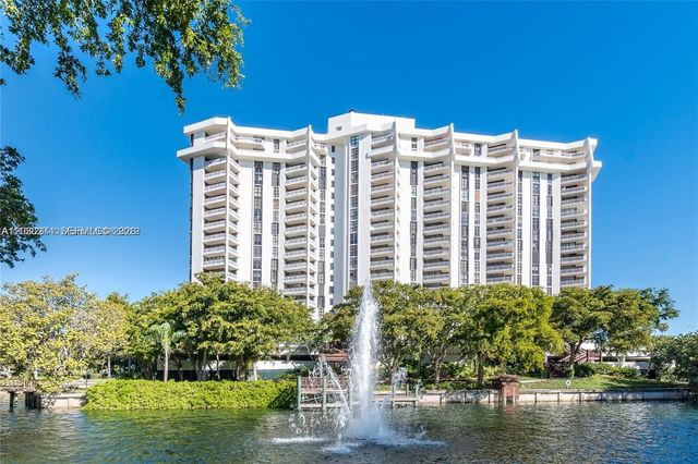 1000 Quayside Ter TS-10, Miami, FL 33138