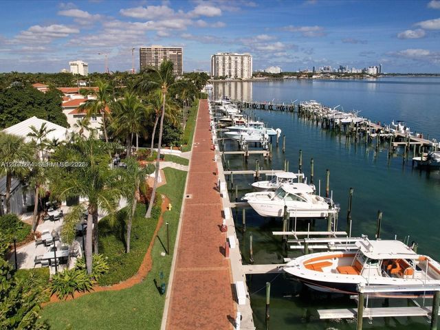 1000 Quayside Ter TS-10, Miami, FL 33138
