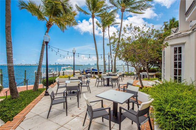 1000 Quayside Ter TS-10, Miami, FL 33138