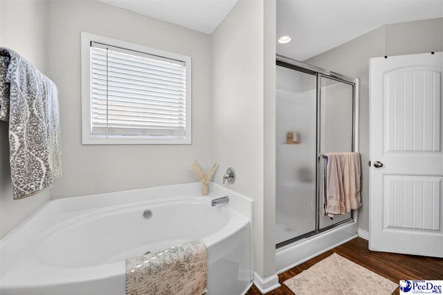 2219 Spicewood Dr, Florence, SC 29505