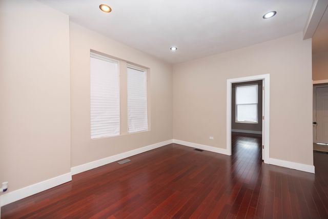 3902 W Fillmore Street, Chicago, IL 60624