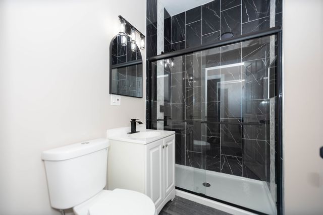 3902 W Fillmore Street, Chicago, IL 60624