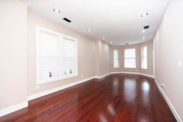 3902 W Fillmore Street, Chicago, IL 60624