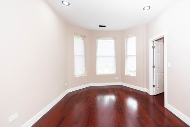 3902 W Fillmore Street, Chicago, IL 60624