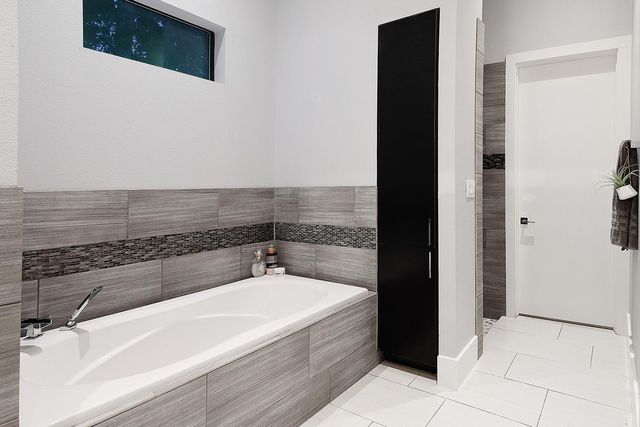 26240 Mcdonald Road, The Woodlands, TX 77380