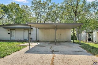 2921 SW Atwood AVE, Topeka, KS 66614