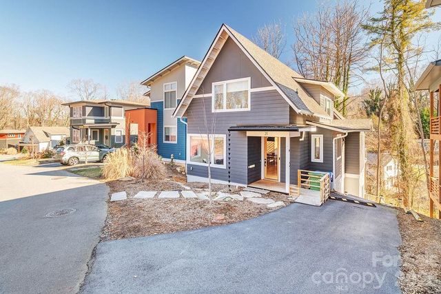 21 Orrinel Way, Asheville, NC 28806