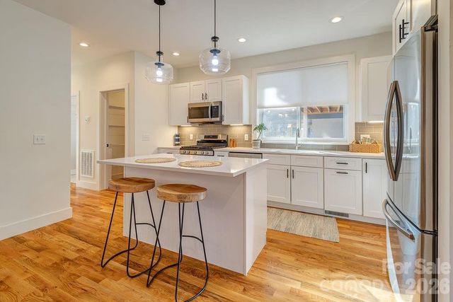 21 Orrinel Way, Asheville, NC 28806