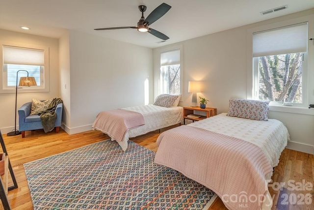 21 Orrinel Way, Asheville, NC 28806