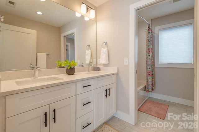 21 Orrinel Way, Asheville, NC 28806