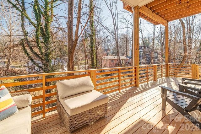 21 Orrinel Way, Asheville, NC 28806