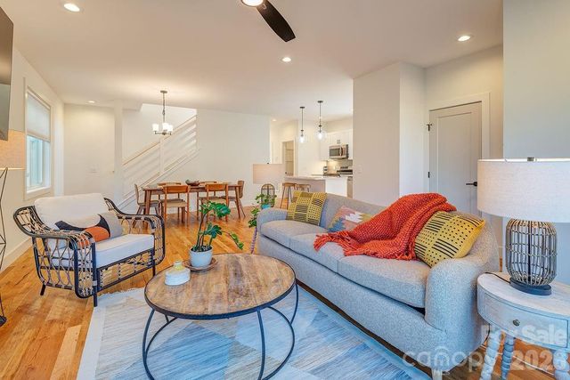 21 Orrinel Way, Asheville, NC 28806