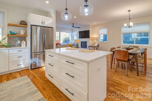 21 Orrinel Way, Asheville, NC 28806