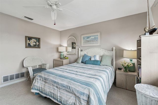 9026 GOLDEN HORSESHOE DRIVE, Seminole, FL 33777