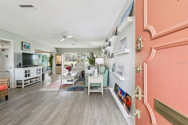 9026 GOLDEN HORSESHOE DRIVE, Seminole, FL 33777