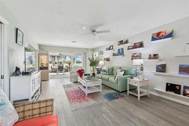 9026 GOLDEN HORSESHOE DRIVE, Seminole, FL 33777