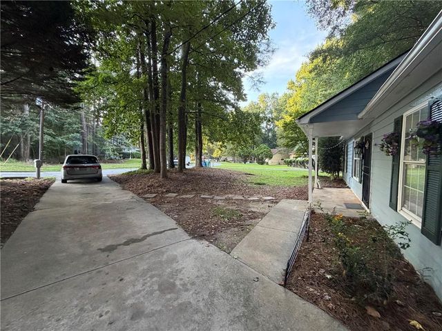 122 Oriole Drive, Jonesboro, GA 30238