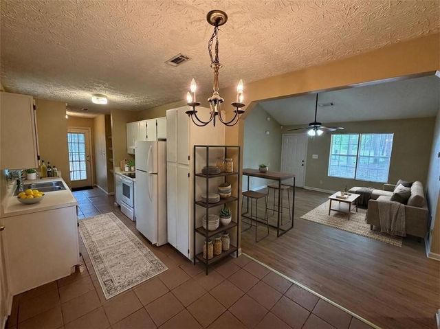 122 Oriole Drive, Jonesboro, GA 30238