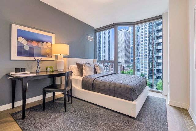 211 N Harbor Drive 2209, Chicago, IL 60601