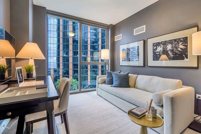 211 N Harbor Drive 2209, Chicago, IL 60601