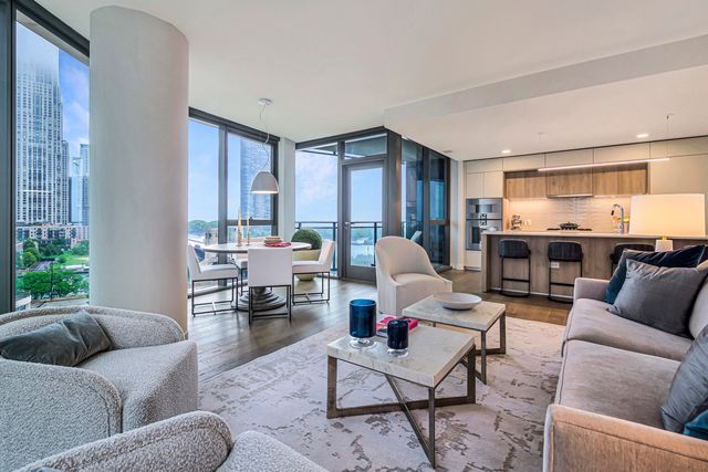 211 N Harbor Drive 2209, Chicago, IL 60601