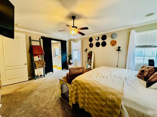 11206 Baltra Way, Bakersfield, CA 93306