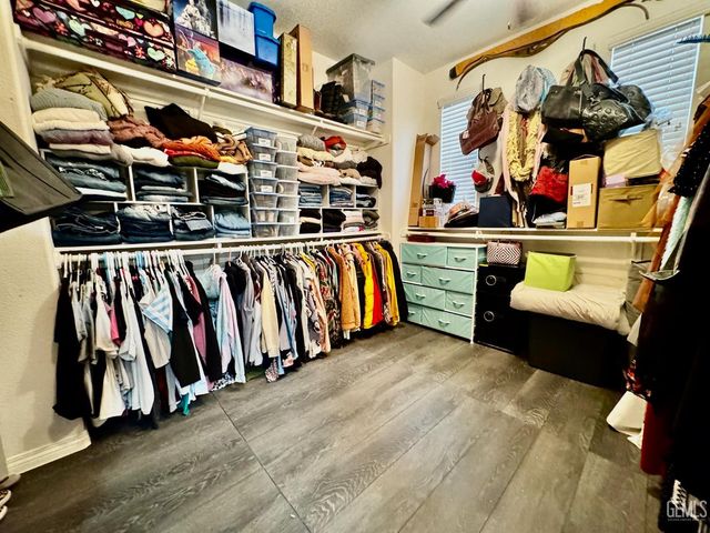 11206 Baltra Way, Bakersfield, CA 93306
