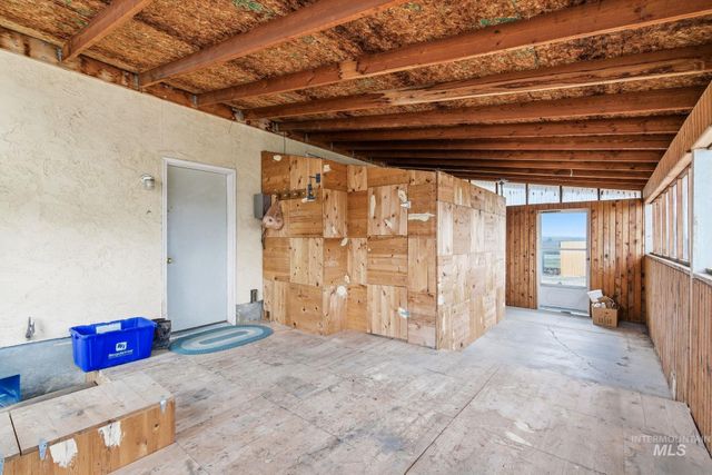 28656 Old Highway 30, Caldwell, ID 83607