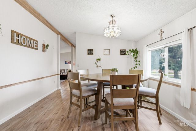 28656 Old Highway 30, Caldwell, ID 83607