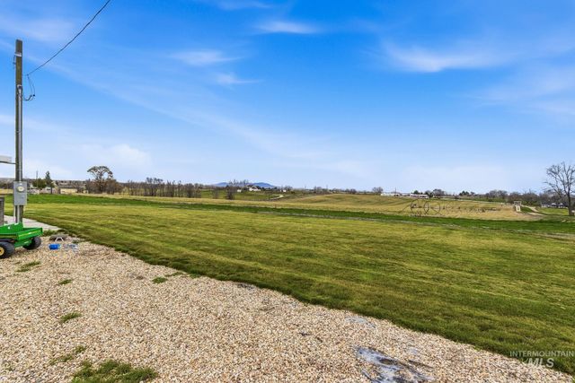 28656 Old Highway 30, Caldwell, ID 83607