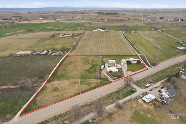 28656 Old Highway 30, Caldwell, ID 83607