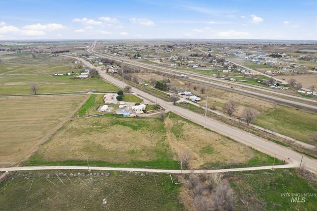 28656 Old Highway 30, Caldwell, ID 83607