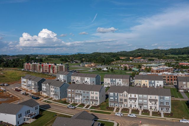 104 Colony AVE, Daleville, VA 24083