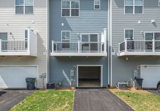 104 Colony AVE, Daleville, VA 24083