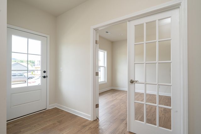 104 Colony AVE, Daleville, VA 24083