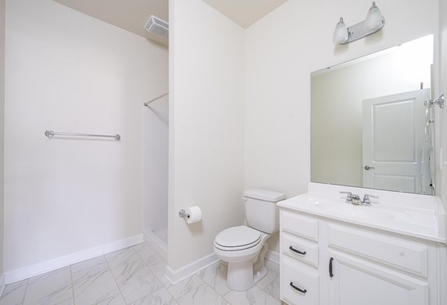 104 Colony AVE, Daleville, VA 24083