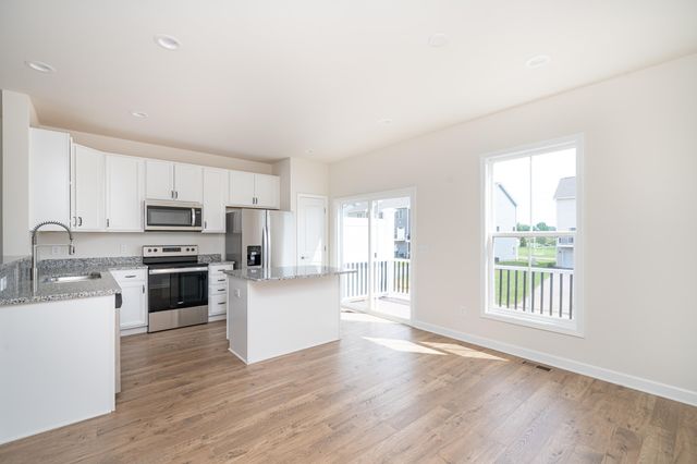 104 Colony AVE, Daleville, VA 24083