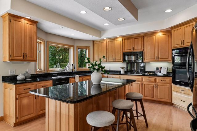 27035 Noble Road, Excelsior, MN 55331