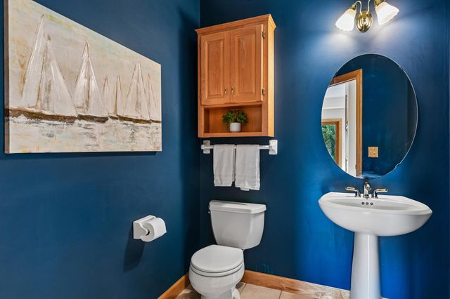 27035 Noble Road, Excelsior, MN 55331