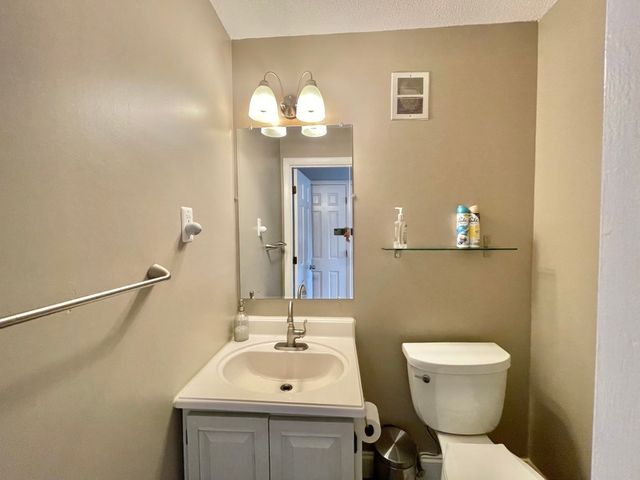 11 Gooseneck 11, Swampscott, MA 01907