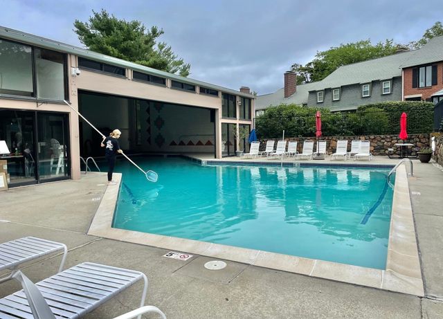 11 Gooseneck 11, Swampscott, MA 01907